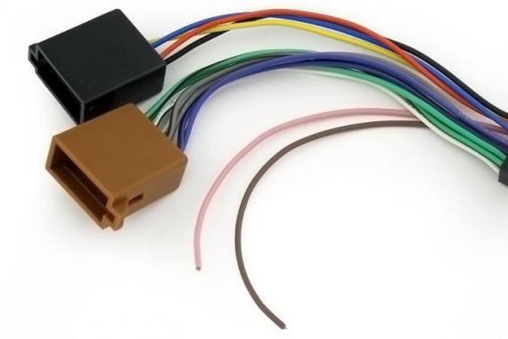 Как правильно подключить (установить) магнитолу в автомобиле и схема подсоединения магнитофона по цветам проводов к автомобилю